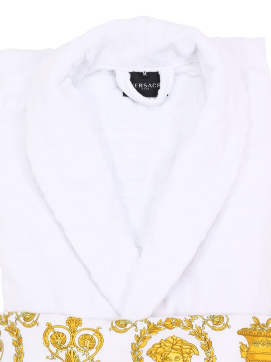 Versace: Accappatoio Barocco & Robe in cotone - Bianco/Oro - ecraft_1 | Luisa Via Roma