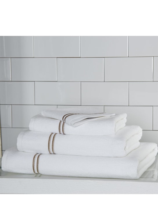 Frette: Hotel Classic毛巾 - 白色/卡其色 - ecraft_1 | Luisa Via Roma