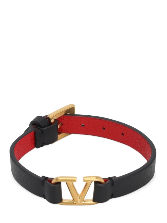 Valentino Garavani: V logo leather belt bracelet - Black/Gold - women_0 | Luisa Via Roma