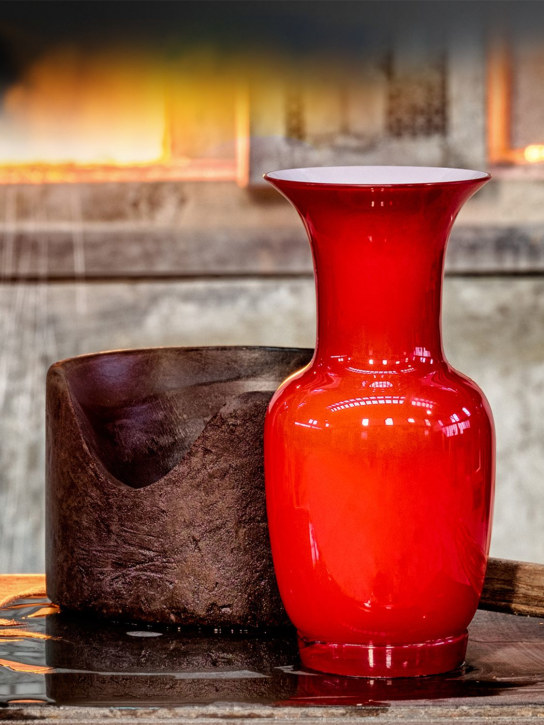 Venini: Opalino extra small vase - Red - ecraft_1 | Luisa Via Roma