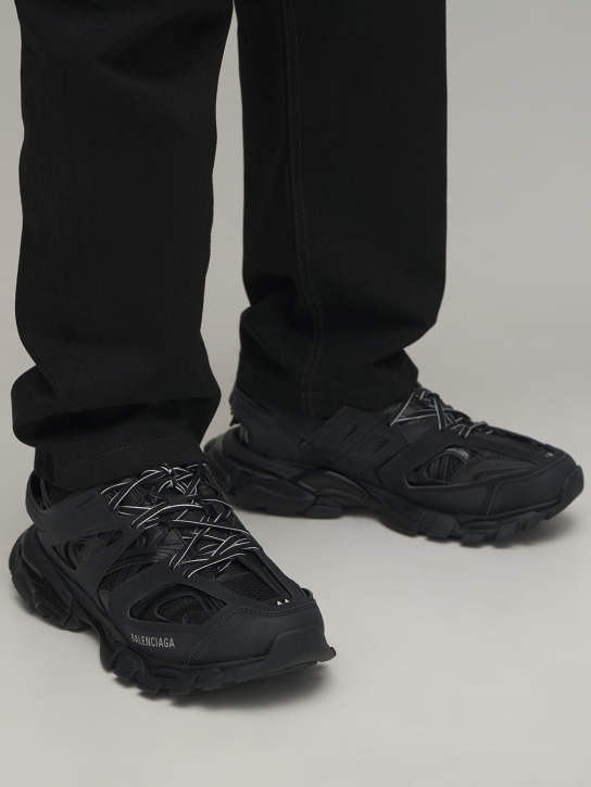 Balenciaga: 50mm M Track E sneakers - Black - men_1 | Luisa Via Roma