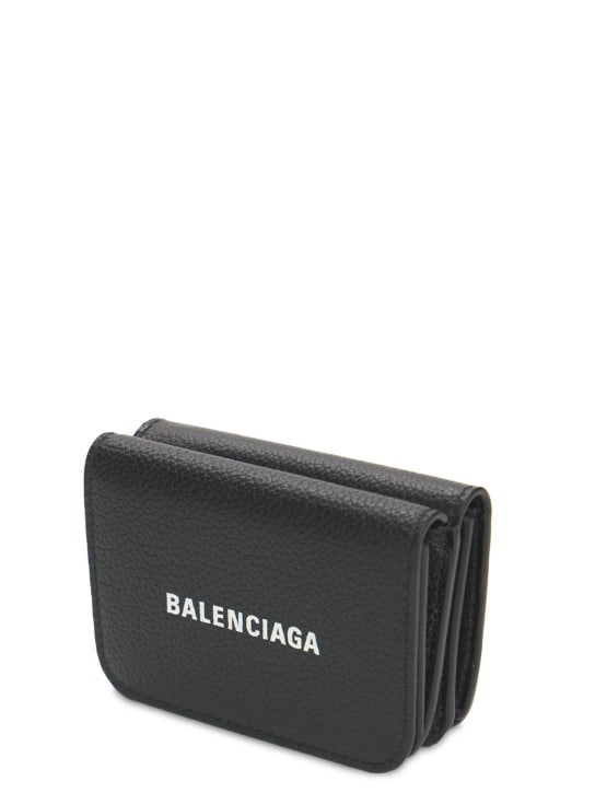 Balenciaga: 로고 가죽 카드 홀더 - 블랙/화이트 - women_1 | Luisa Via Roma