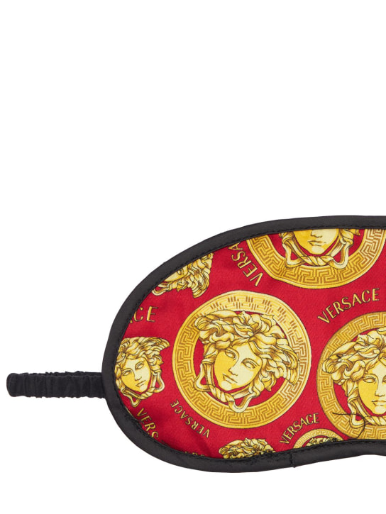 Versace: Antifaz para dormir Medusa de algodón - Rosso-oro - women_1 | Luisa Via Roma