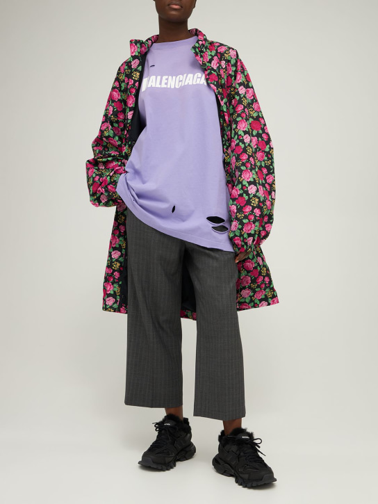 Balenciaga: T-shirt boxy en jersey d'aspect usé - Violet - women_1 | Luisa Via Roma