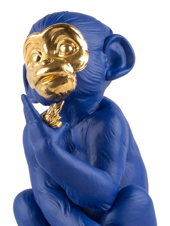 Lladrò: Small Monkey figurine - Blue - ecraft_1 | Luisa Via Roma