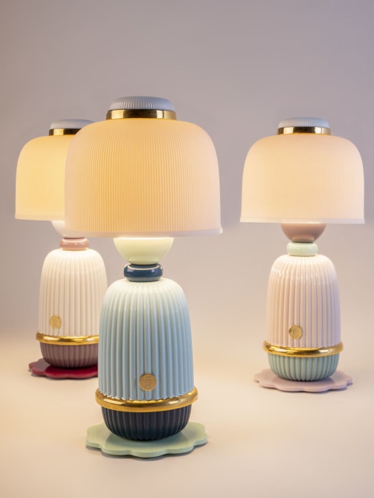 Lladrò: Lampe en porcelaine Kokeshi - Multicolore - ecraft_1 | Luisa Via Roma