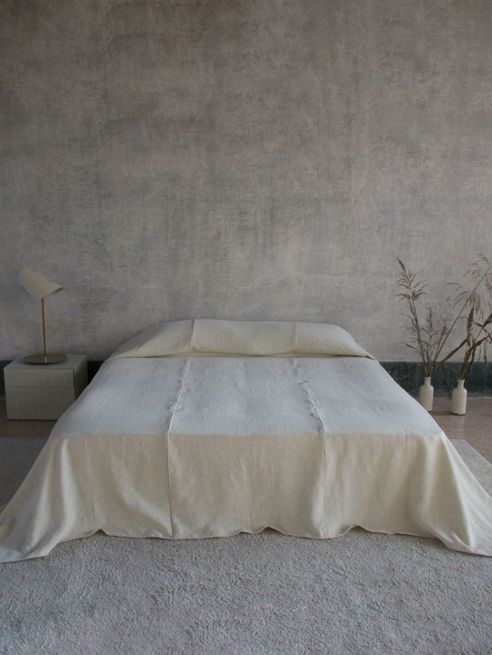 ONCE MILANO: Crushed heavy linen bed cover - Beige - ecraft_1 | Luisa Via Roma
