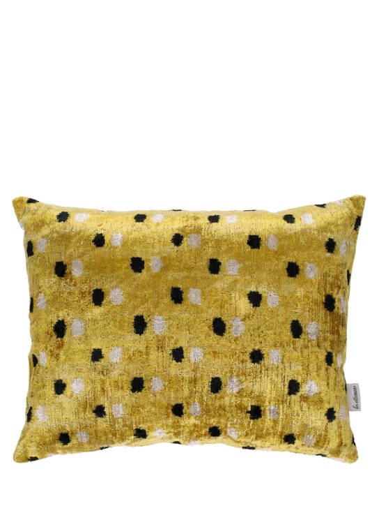 Les Ottomans: Cotton velvet cushion - Gold - ecraft_0 | Luisa Via Roma