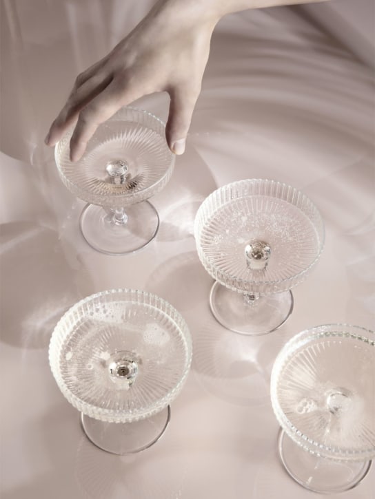 Ferm Living: Set of 2 Ripple champagne glasses - Transparent - ecraft_1 | Luisa Via Roma