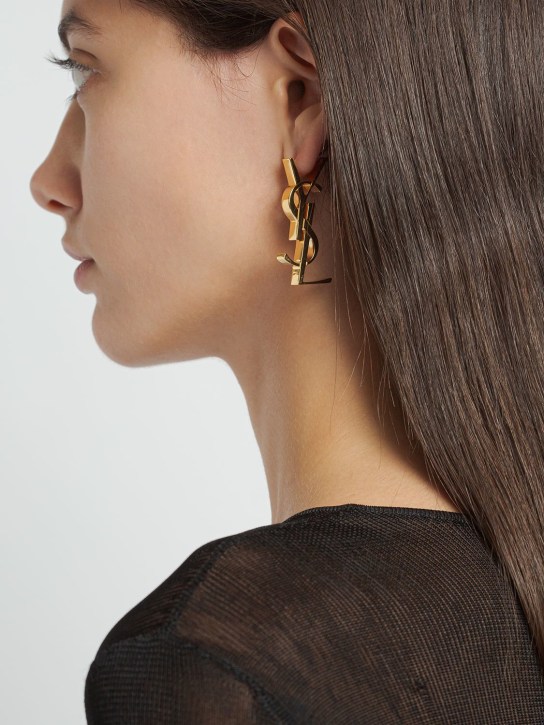Saint Laurent: Großer Mono-Ohrring mit Monogramm - Gold - women_1 | Luisa Via Roma