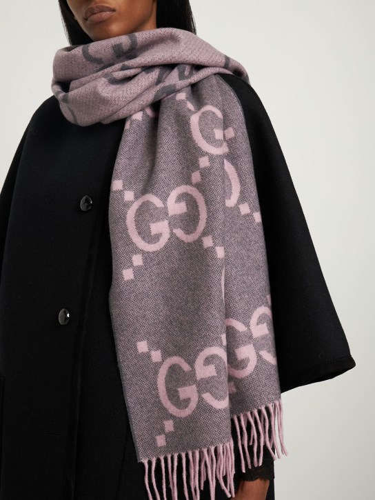 Gucci: GG cashmere jacquard scarf - Graphite/Pink - women_1 | Luisa Via Roma