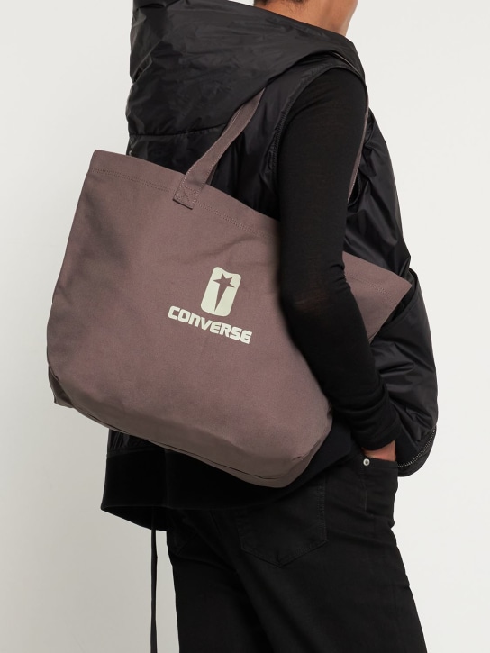 DRKSHDW x Converse: Converse logo cotton tote bag - Dust - men_1 | Luisa Via Roma
