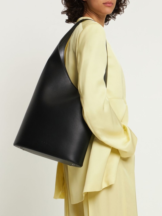 Aesther Ekme: Lune Tote smooth leather bag - Black - women_1 | Luisa Via Roma