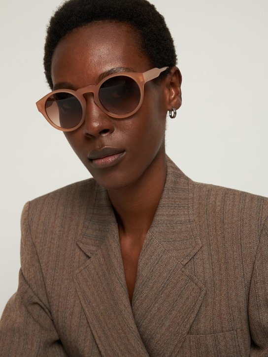 Chloé: Xena round bio-acetate sunglasses - Nude/Brown - women_1 | Luisa Via Roma