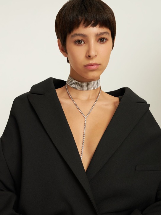Jimmy Choo: Kristallkette mit Netzdesign „Saeda“ - Silber/Kristall - women_1 | Luisa Via Roma