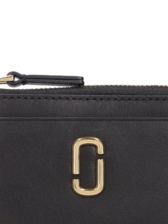 Marc Jacobs: The Top Zip Multi leather wallet - Black - women_1 | Luisa Via Roma