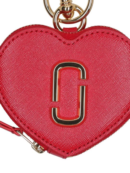 Marc Jacobs: The Heart leather pouch - True Red - women_1 | Luisa Via Roma