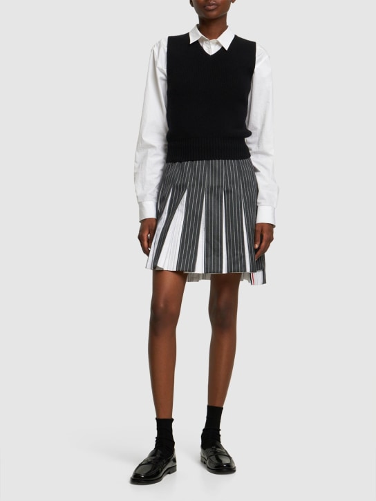 Thom Browne: Pleated wool twill mini skirt - Grey - women_1 | Luisa Via Roma