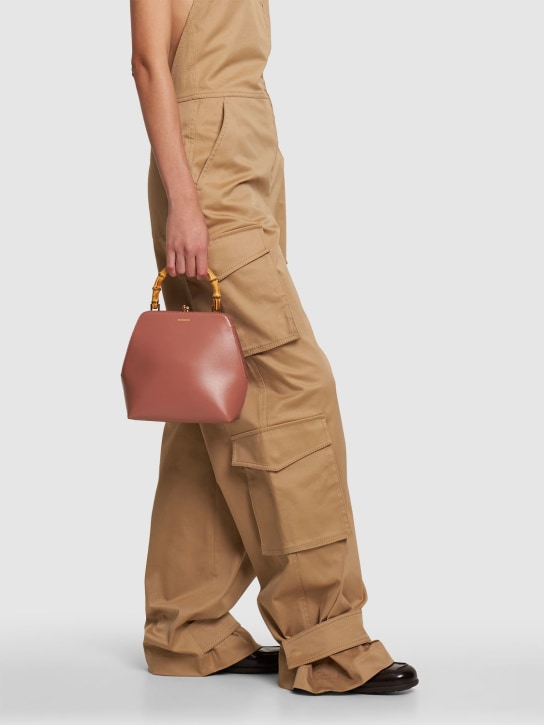 Jil Sander: Petit sac carré en cuir Goji - Cherrywood - women_1 | Luisa Via Roma