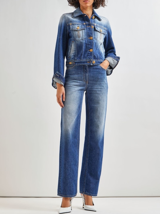Versace: Jeans dritti vita media in denim di cotone - Blu - women_1 | Luisa Via Roma