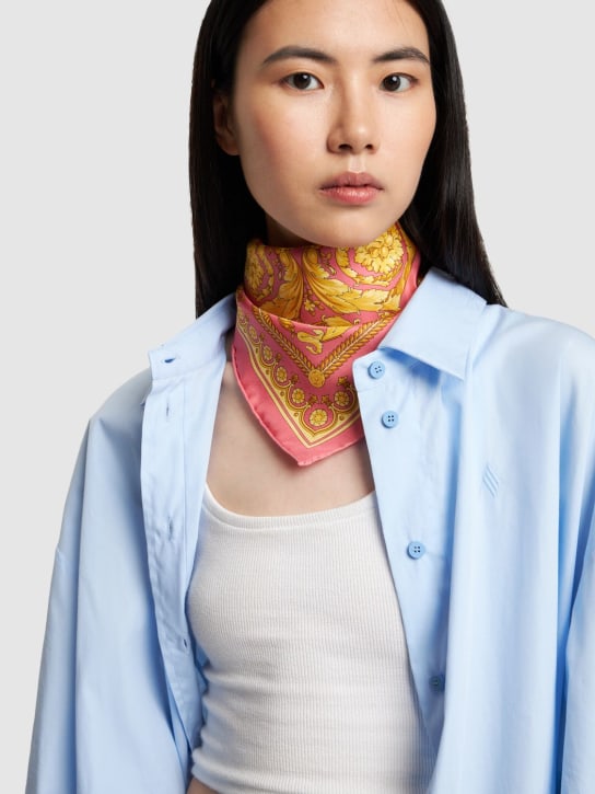 Versace: Barocco print silk twill scarf - Pinkgold - women_1 | Luisa Via Roma