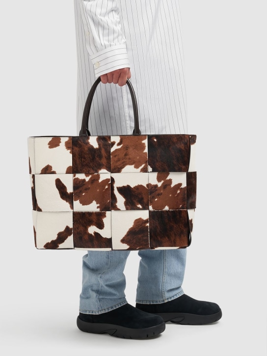 Bottega Veneta: Large Arco leather tote bag - White/Brown - men_1 | Luisa Via Roma