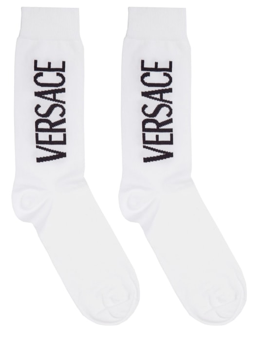 Versace: Chaussettes en coton mélangé à logo - Blanc/Noir - men_0 | Luisa Via Roma