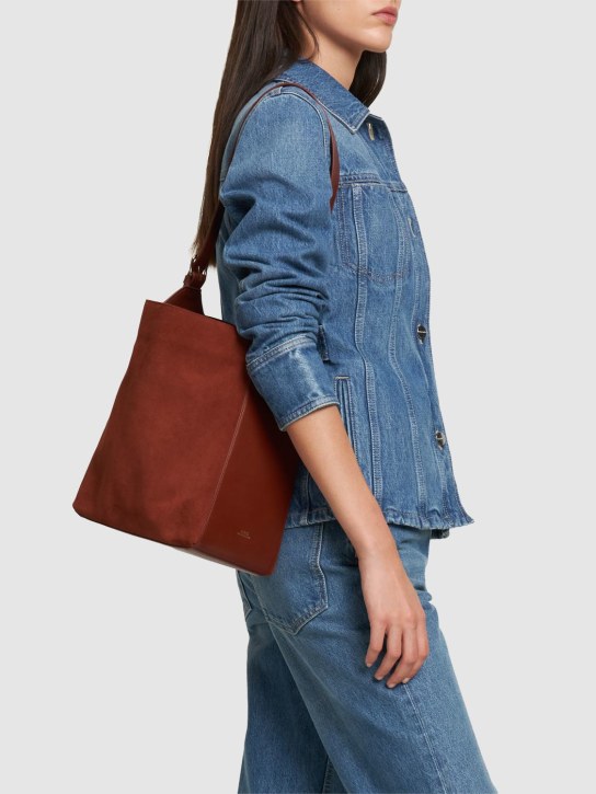 A.P.C.: Virginie leather shoulder bag - Brandy - women_1 | Luisa Via Roma