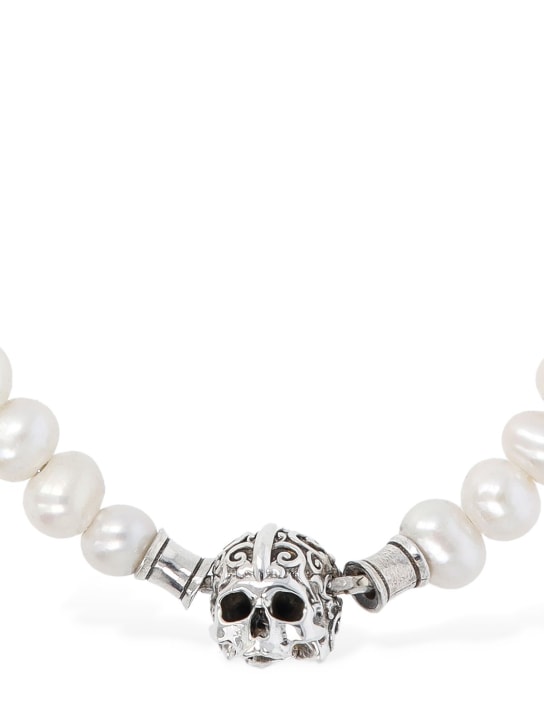 Emanuele Bicocchi: Small pearl necklace w/ Arabesque Skull - White/Silver - men_1 | Luisa Via Roma