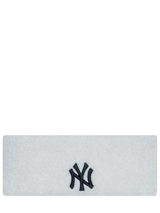 New Era: New York Yankees teddy headband - White - women_0 | Luisa Via Roma