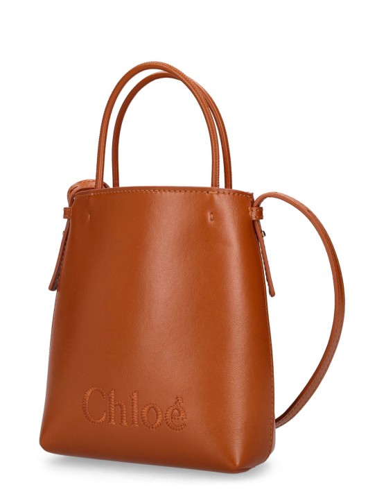 Chloé: Kleine Handtasche aus Leder „Chloé Sense“ - Karamel - women_1 | Luisa Via Roma