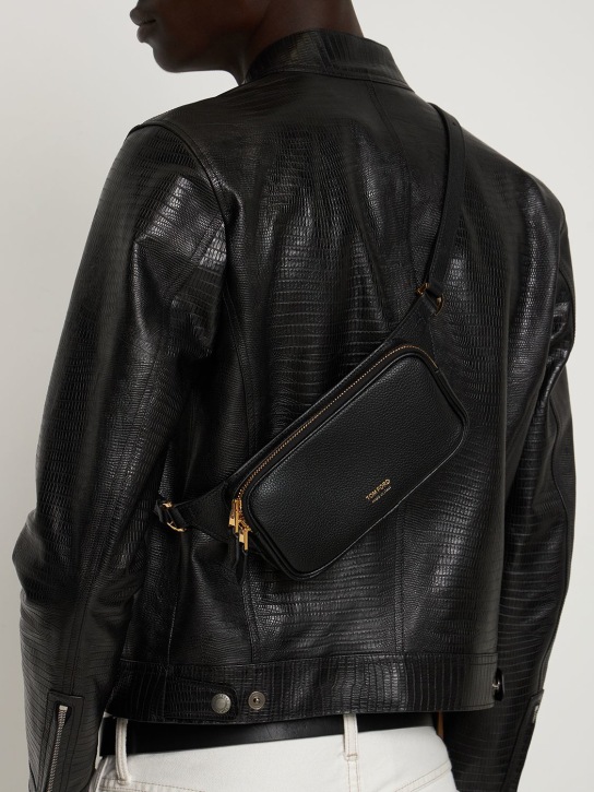 Tom Ford: Soft grain small leather belt bag - men_1 | Luisa Via Roma