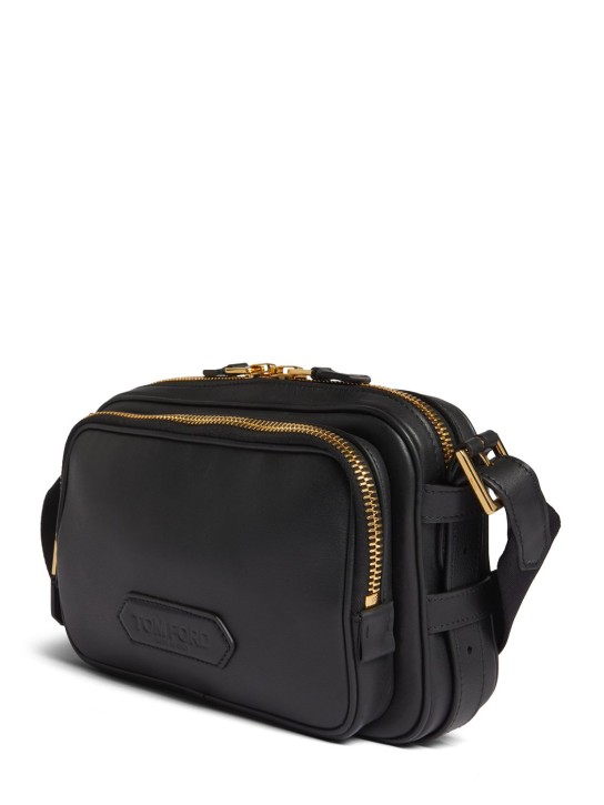Tom Ford: Medium soft leather messenger bag - Black - men_1 | Luisa Via Roma