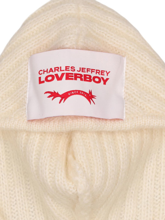 Charles Jeffrey LOVERBOY: 耳朵装饰巴拉克拉法帽 - 白色 - men_1 | Luisa Via Roma