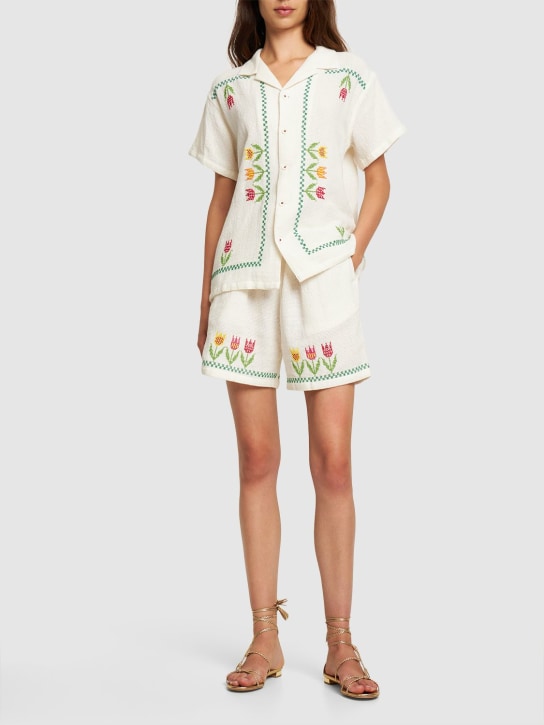Harago: Tulip cross embroidered shorts - Off-White - women_1 | Luisa Via Roma