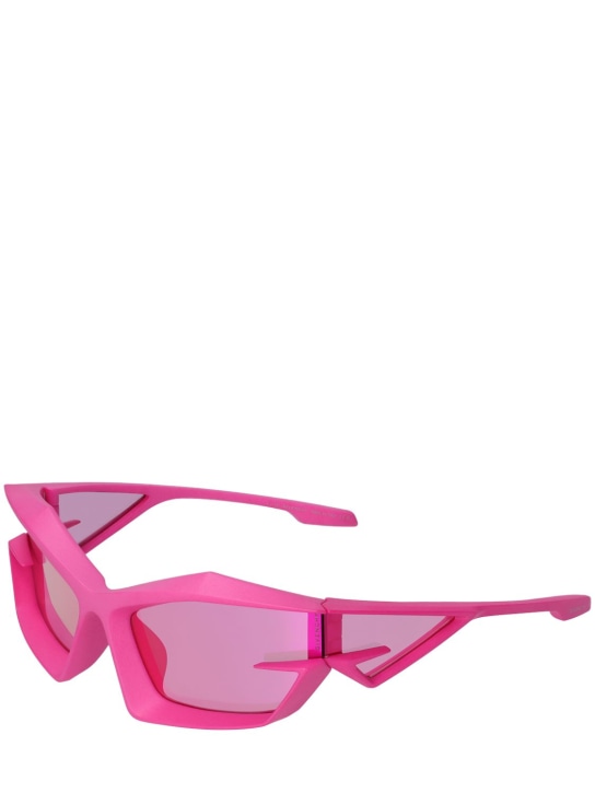 Givenchy: Giv Cut geometric sunglasses - Rosa/Violeta - men_1 | Luisa Via Roma