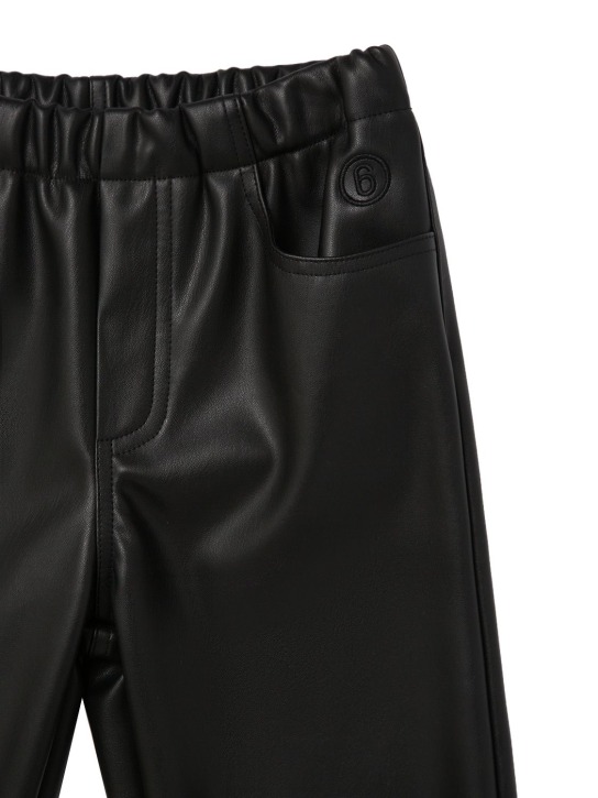 MM6 Maison Margiela: Faux leather pants - Schwarz - kids-girls_1 | Luisa Via Roma