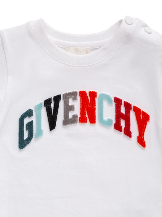 Givenchy: Logo patch organic cotton t-shirt - White - kids-boys_1 | Luisa Via Roma