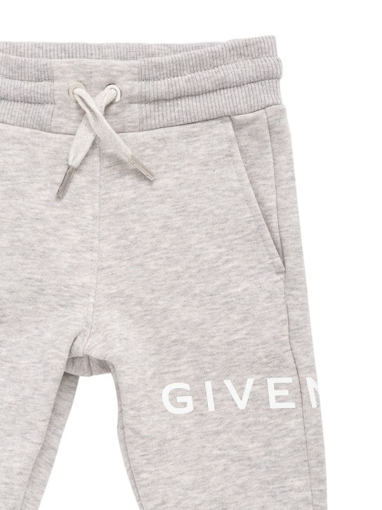 Givenchy: Pantalon de survêtement en coton à imprimé logo - Gris - kids-girls_1 | Luisa Via Roma