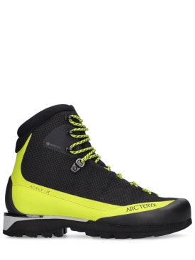 Arc'teryx: Acrux LT GTX trail boots - Black/Yellow - women_0 | Luisa Via Roma