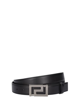 Versace: Cintura in pelle con greca 30mm - Nero/Argento - men_0 | Luisa Via Roma