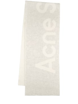 Acne Studios: Acne logo羊毛围巾 - 灰色/黑色 - men_0 | Luisa Via Roma