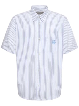 Carhartt WIP: Hemd aus Baumwolljersey mit Logo „Linus“ - Weiß/Blau - men_0 | Luisa Via Roma