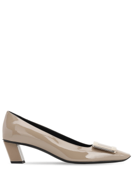 Roger Vivier: Zapatos de tacón Belle Vivier de charol 45mm - Gris Topo - women_0 | Luisa Via Roma