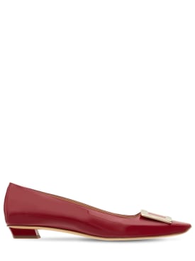 Roger Vivier: Zapatos de charol 25mm - Rojo Oscuro - women_0 | Luisa Via Roma
