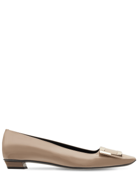 Roger Vivier: 25mm Belle Vivier patent leather heels - Taupe - women_0 | Luisa Via Roma