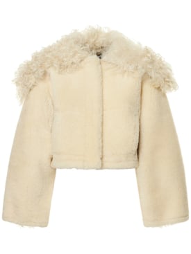 Jacquemus: La Veste Piloni cropped fur jacket - Off-White - women_0 | Luisa Via Roma