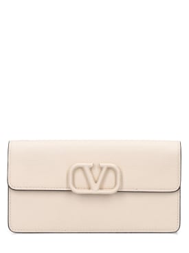Valentino Garavani: Vlogo leather wallet w/chain - Light Ivory - women_0 | Luisa Via Roma