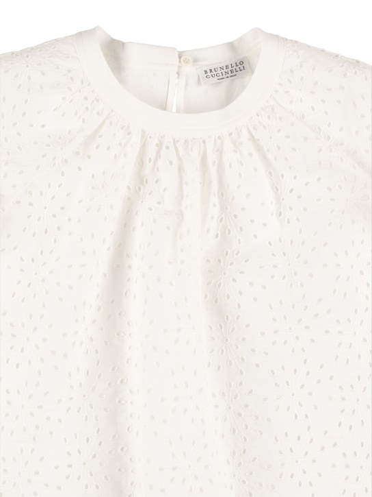 Brunello Cucinelli: Blusa de bordado inglés de algodón - Blanco - kids-girls_1 | Luisa Via Roma