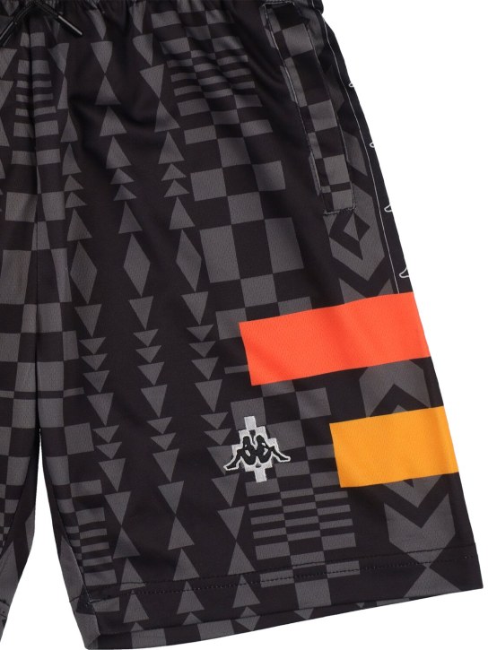 Marcelo Burlon County Of Milan: Marcelo Burlon by Kappa ショートパンツ - ブラック - kids-boys_1 | Luisa Via Roma